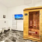 Designer Loft Fuer Bis Zu 15, Whirlpool, Infrarotsauna, Billard, Pokertisch, 2 Baeder