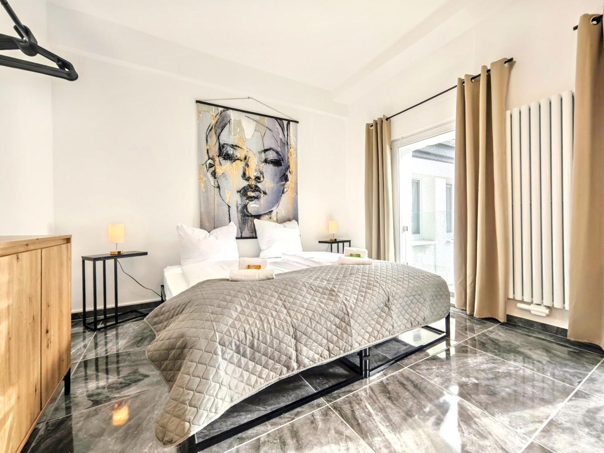 Designer Loft Fuer Bis Zu 15, Whirlpool, Infrarotsauna, Billard, Pokertisch, 2 Baeder Nürnberg